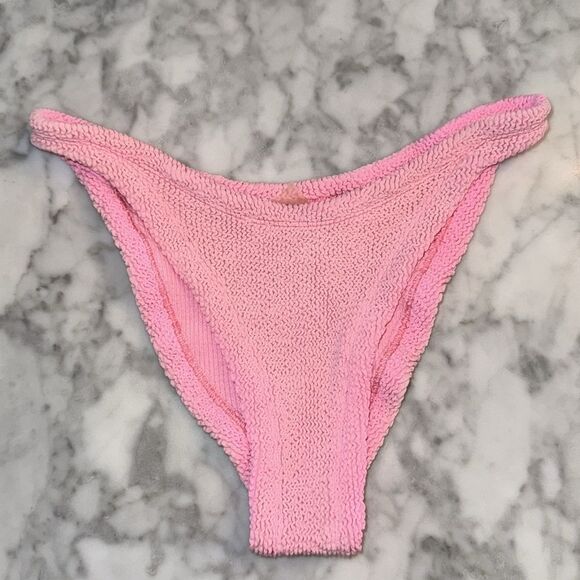 HUNZA G BUBBLEGUM PINK CRINKLE STRETCH GIGI BIKINI SET ONE SIZE FITS ALL - Picture 7 of 10